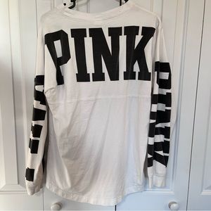 VS PINK Crew